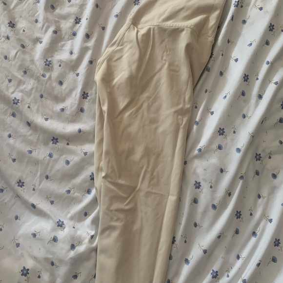 Cream Beige 7/8ths Leggings - Picture 3 of 4